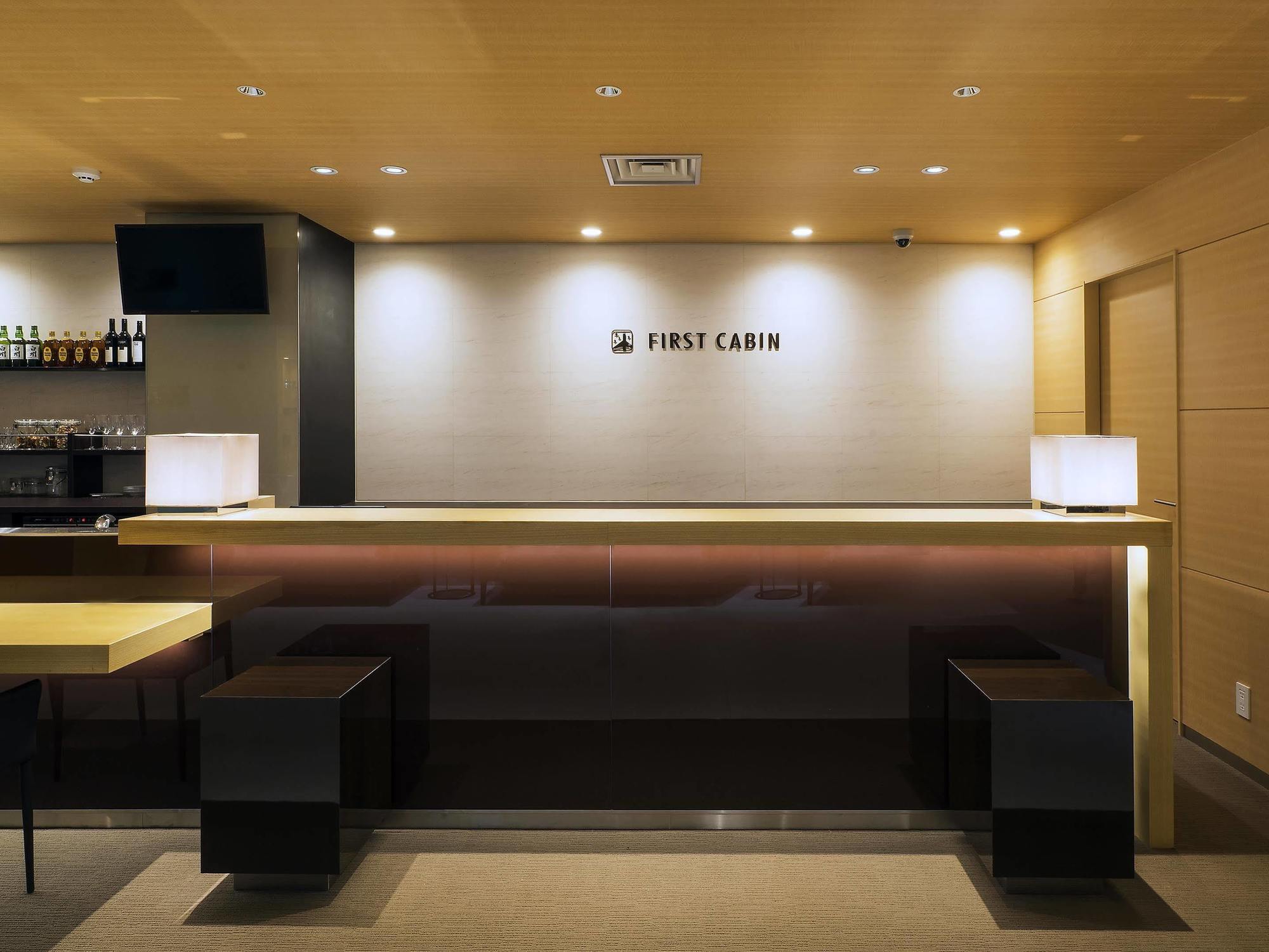 First Cabin Shinbashi Atagoyama Токио Екстериор снимка