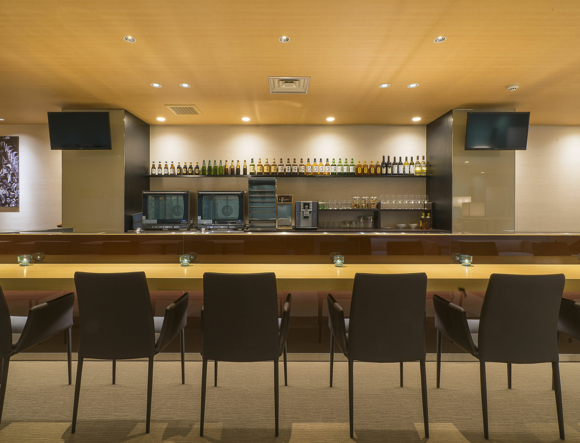 First Cabin Shinbashi Atagoyama Токио Екстериор снимка